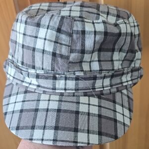 Plaid Cap in Black and Gray